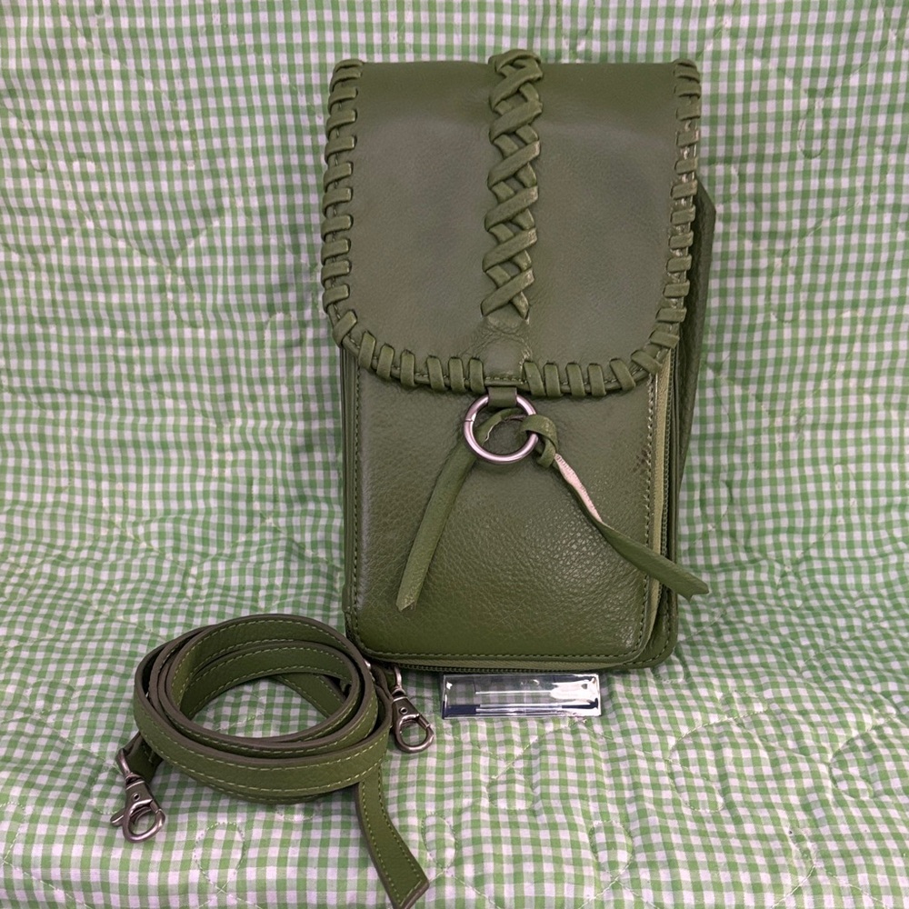 Coldwater Creek Green Crossbody Bag with Chain Strap